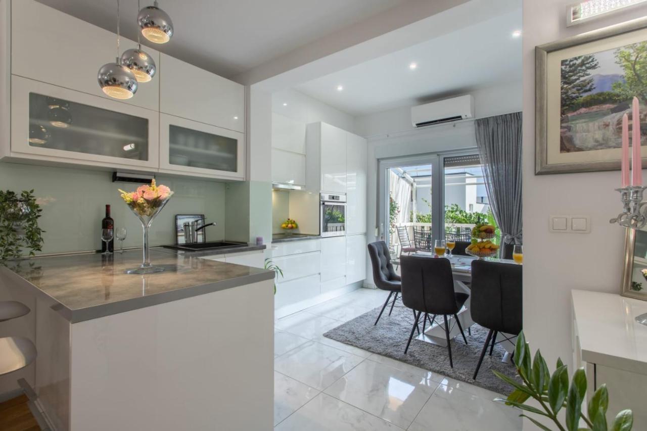 Lux Apartment Ema Kaštela 外观 照片