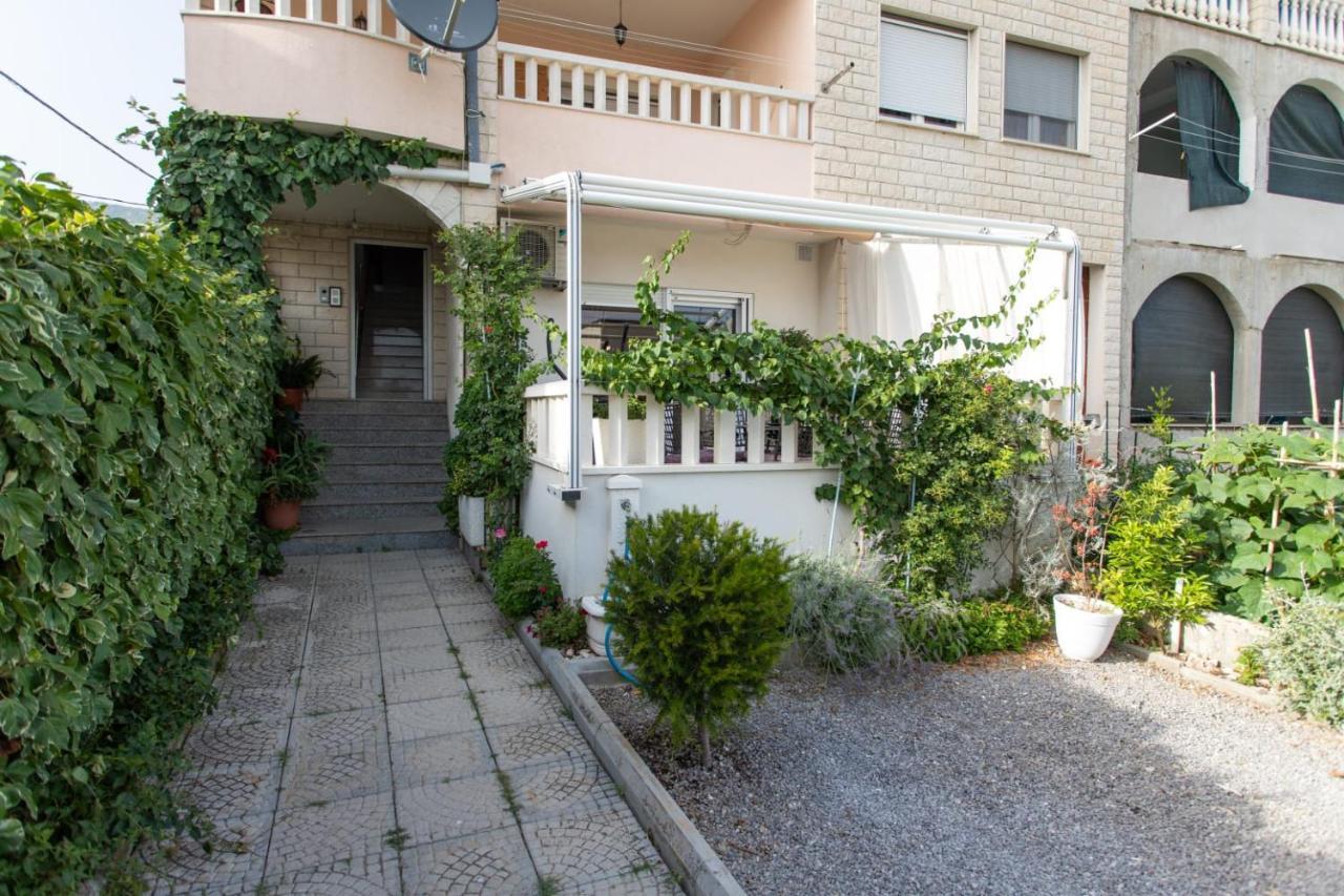 Lux Apartment Ema Kaštela 外观 照片